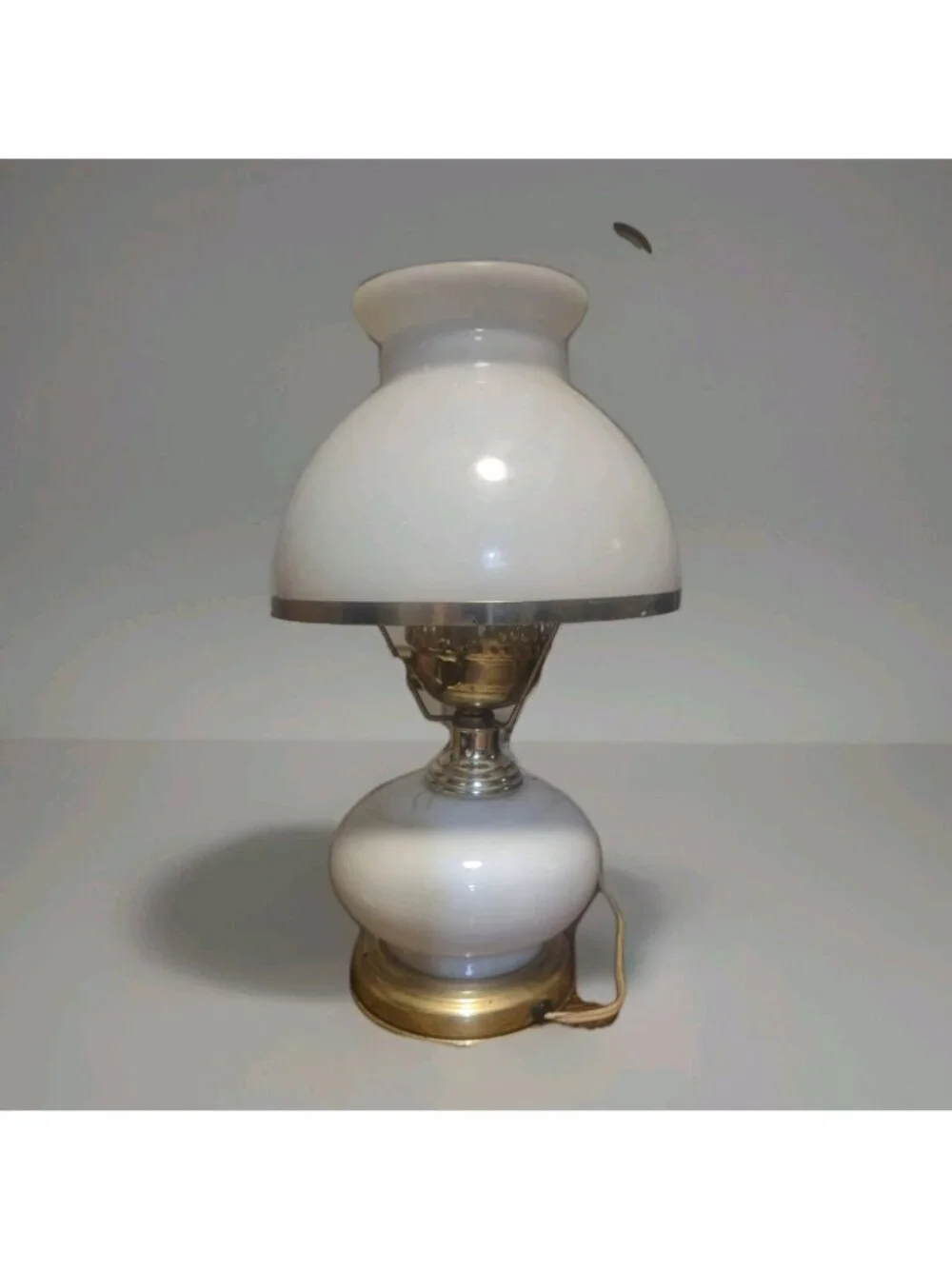 Vintage White Milk Glass Raised Brass Flower Hurricane Table Lamp ~ 3 Way Switch